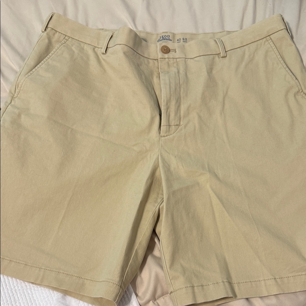Izod Men's Tan Shorts